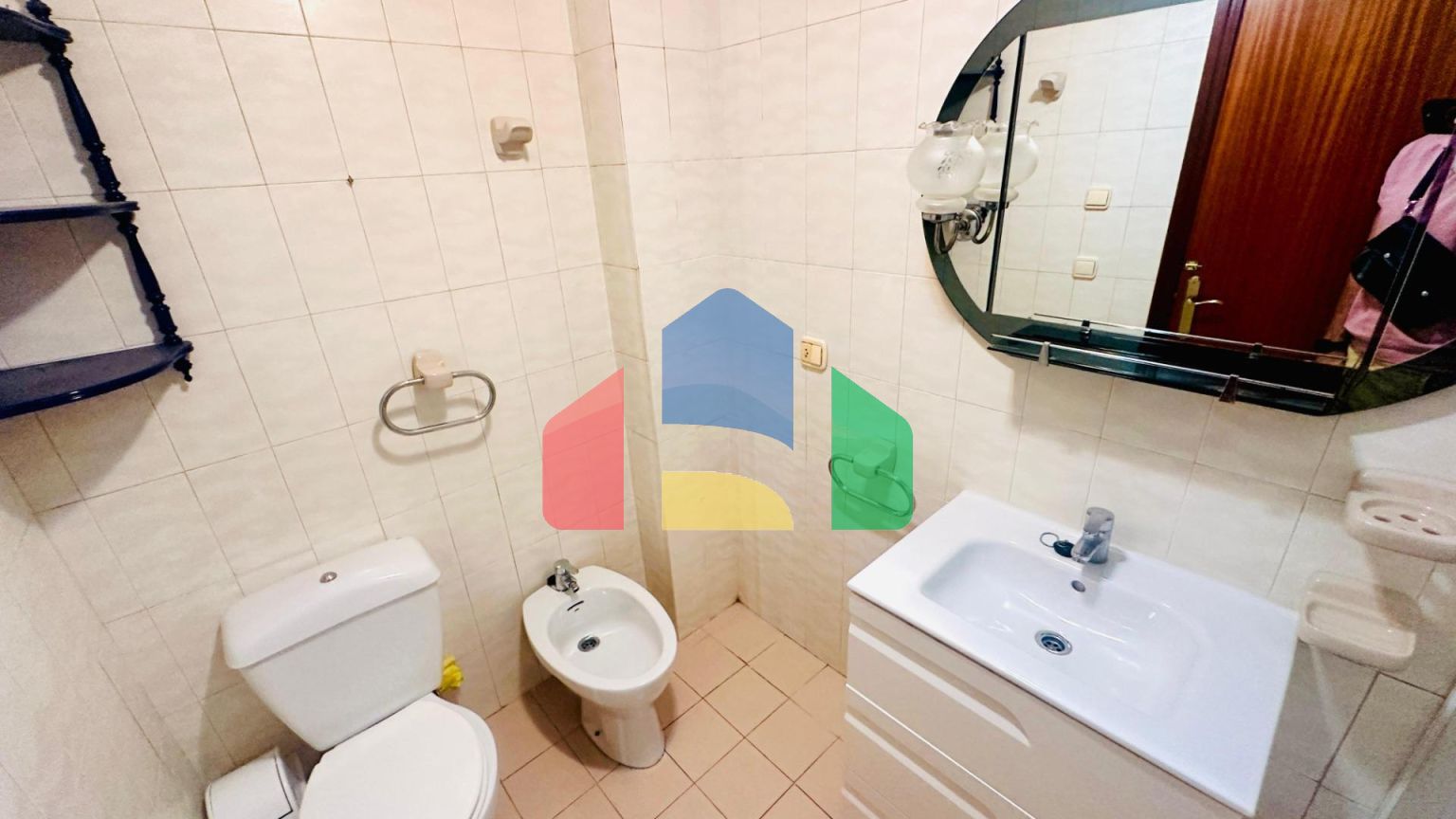 Просторная квартира в самом центре Аликанте с потрясающим видом на замок Санта-Барбара