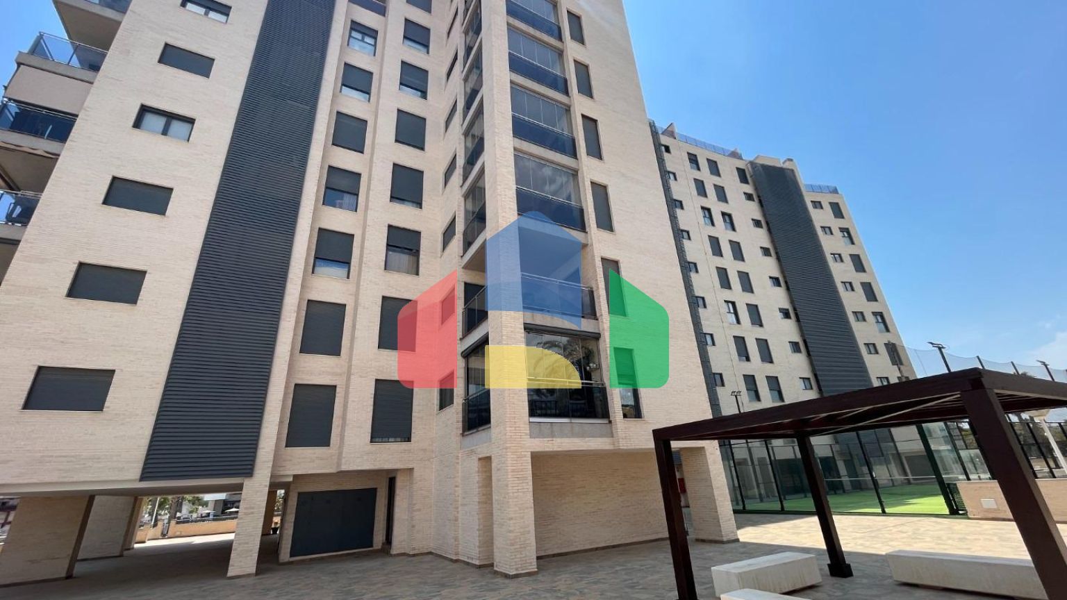 Трехкомнатная квартира рядом с пляжем Сан-Хуан