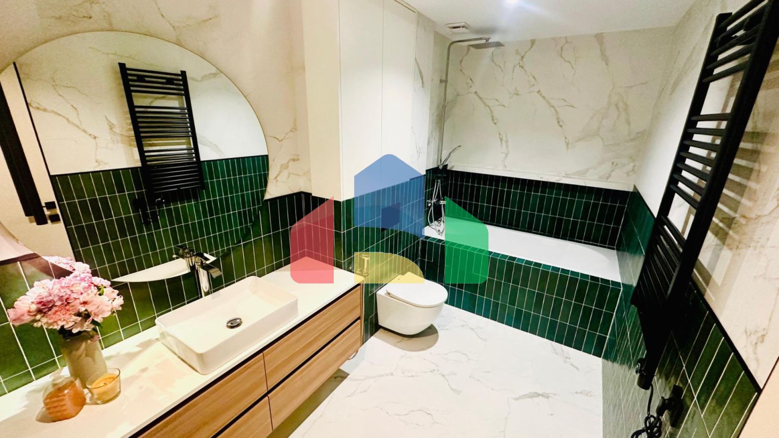 Продается потрясающая  квартира с видом на море в Аликанте