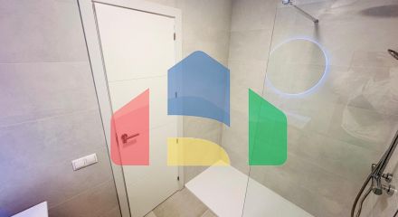 Продается светлая и просторная квартира в Аликанте, район Кампоамор