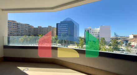 Семейный уют и современный стиль в центре Аликанте