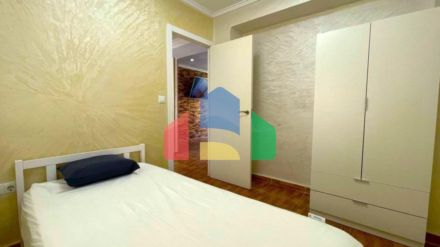 Продажа квартиры (La Florida)  3 спальни + салон с балконом.