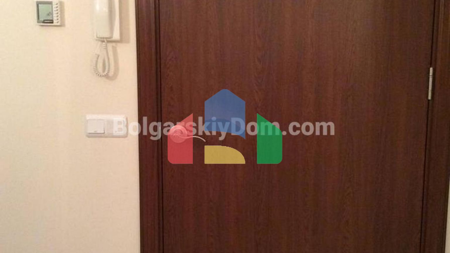 Двокімнатна квартира в Каліакрія