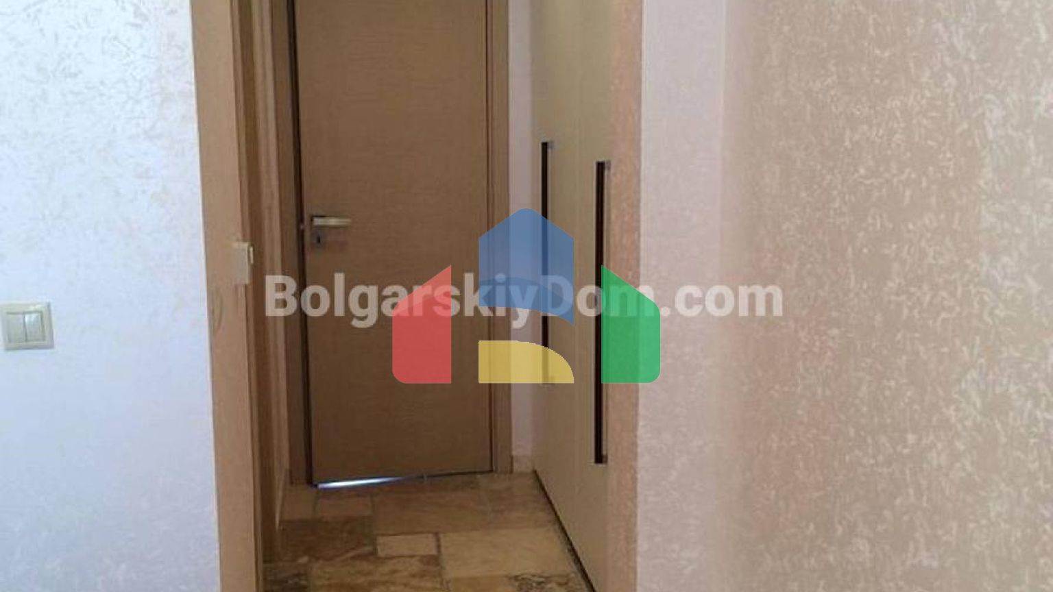 Трехкомнатная квартира в Калиакрия