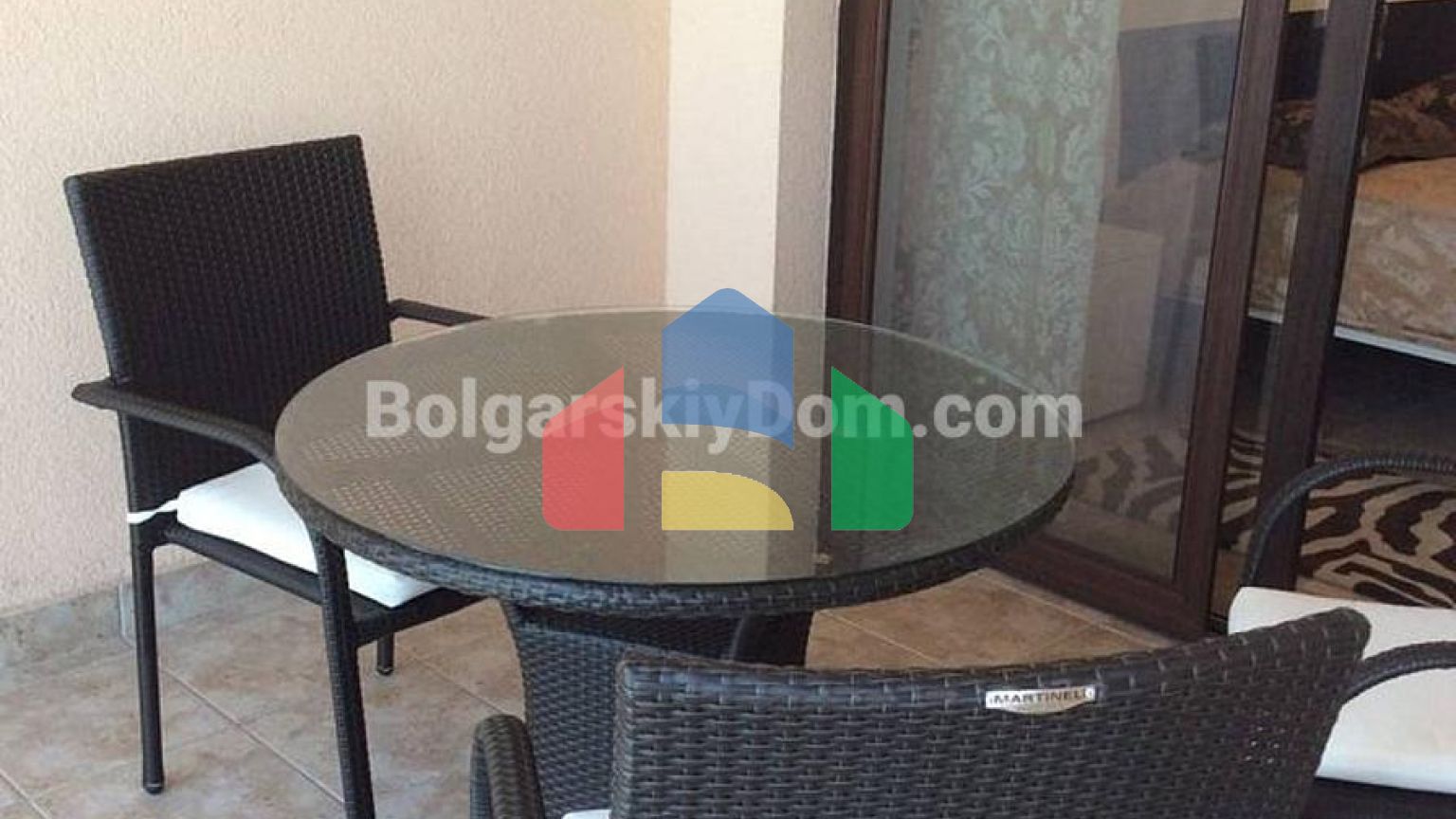 Трехкомнатная квартира в Калиакрия