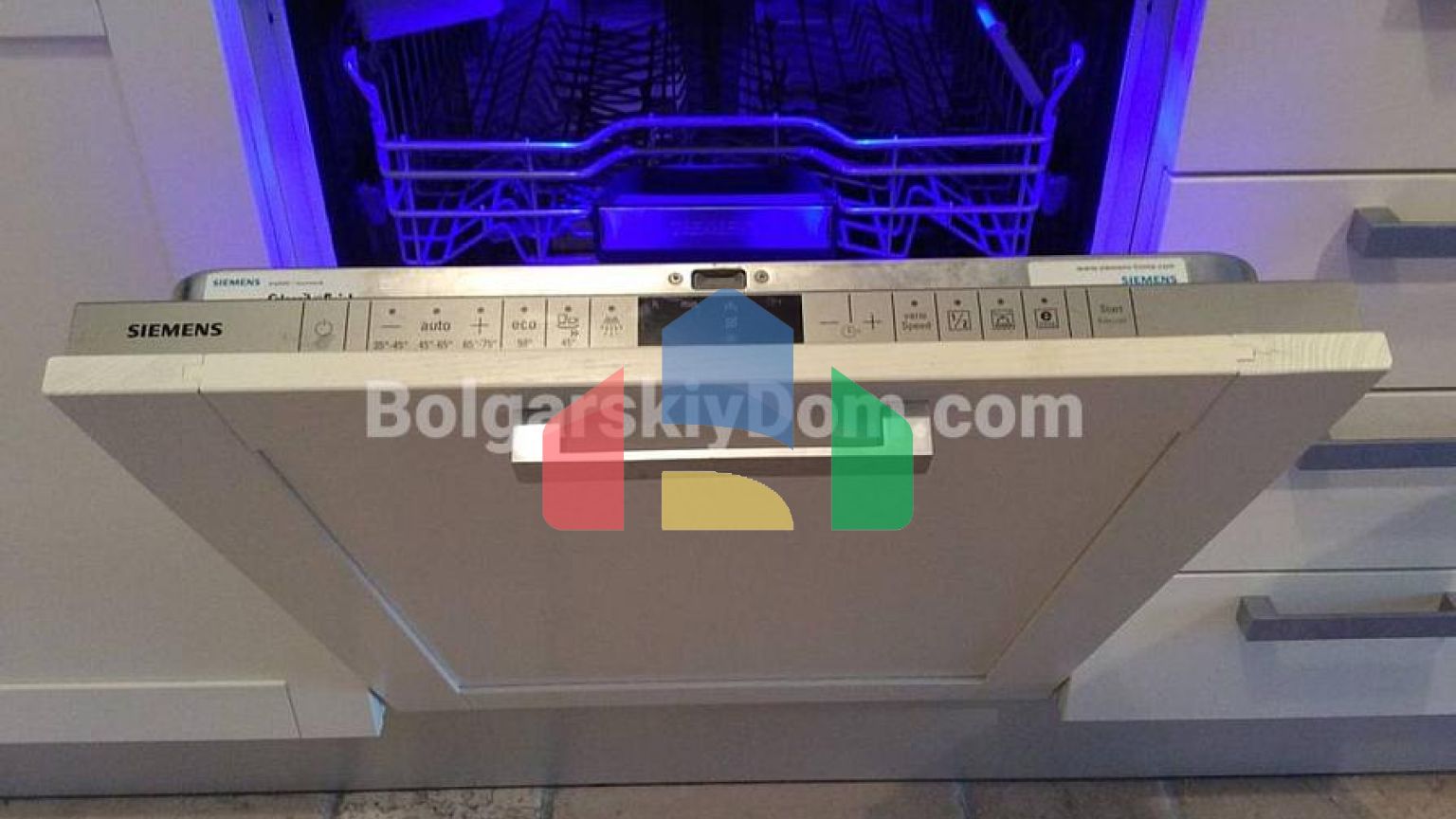 Трехкомнатная квартира в Калиакрия