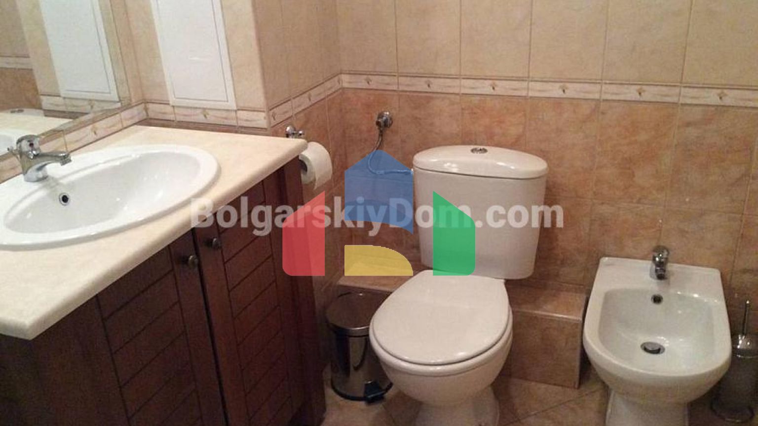 Трехкомнатная квартира в Калиакрия