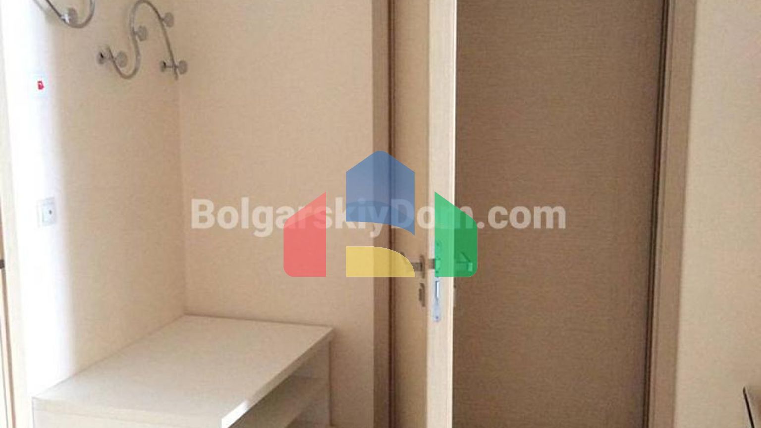 Трехкомнатная квартира в Калиакрия