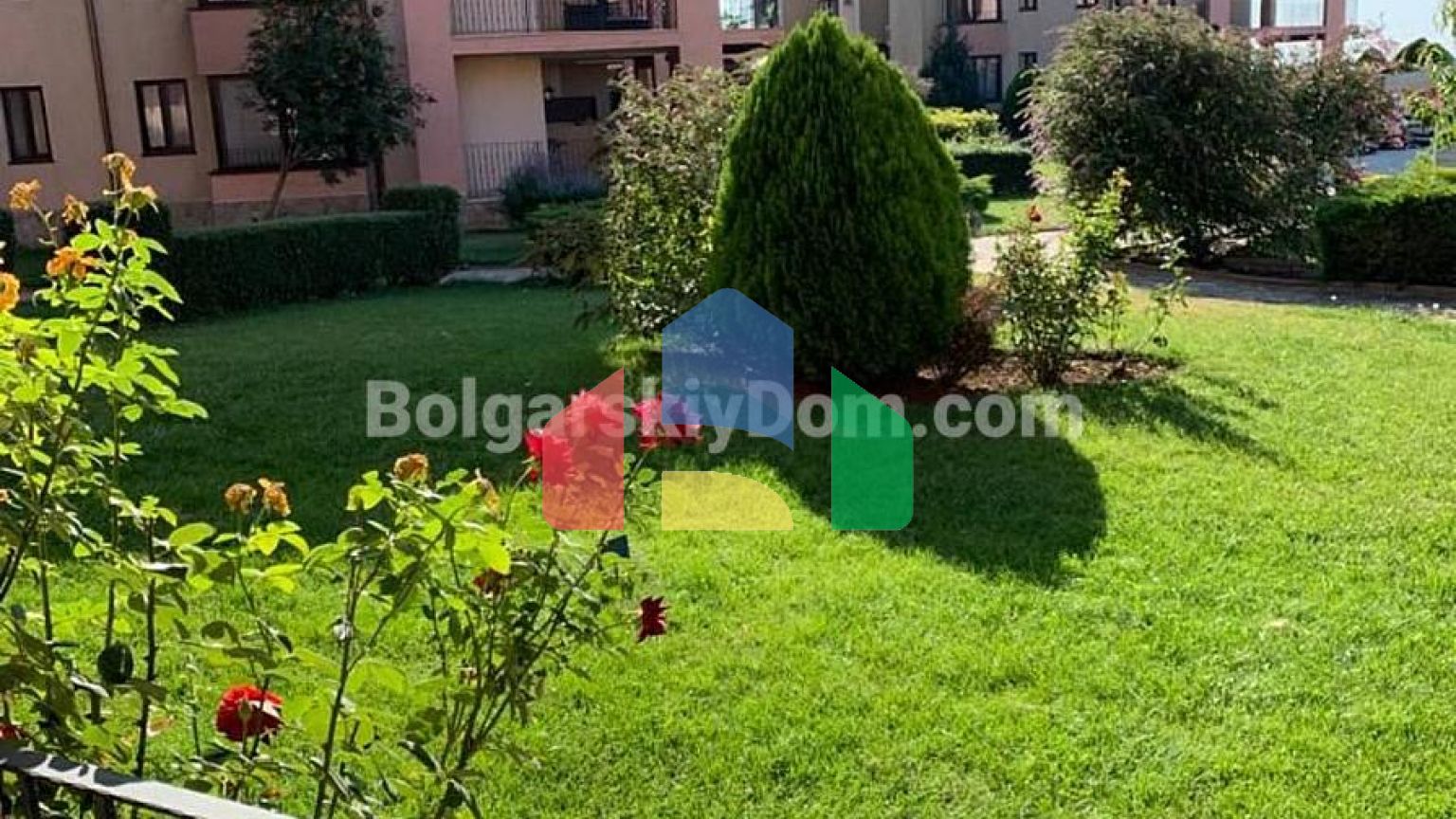 Трикімнатна квартира в Каліакрія Біч Резорт