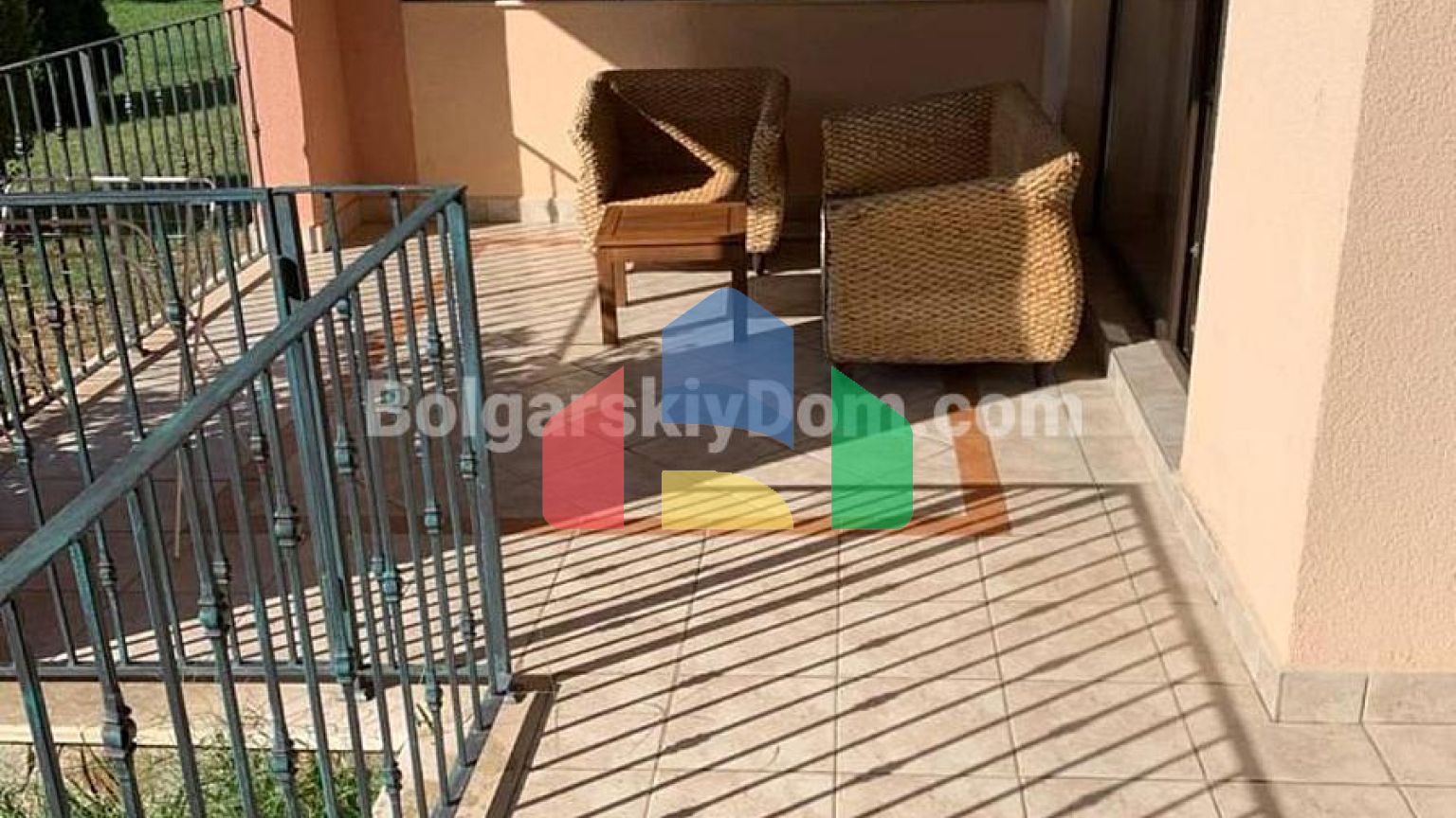 Трикімнатна квартира в Каліакрія Біч Резорт