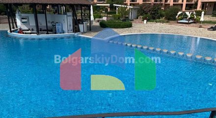 Трикімнатна квартира в Каліакрія Біч Резорт