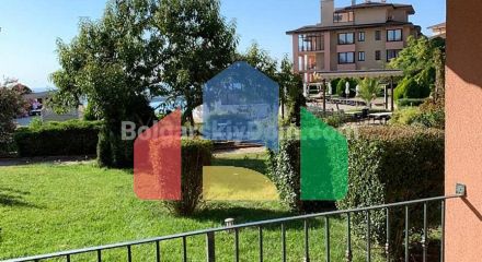 Трикімнатна квартира в Каліакрія Біч Резорт