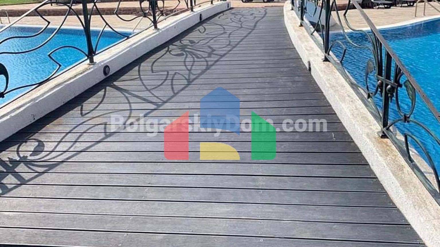 Трикімнатна квартира в Каліакрія Біч Резорт