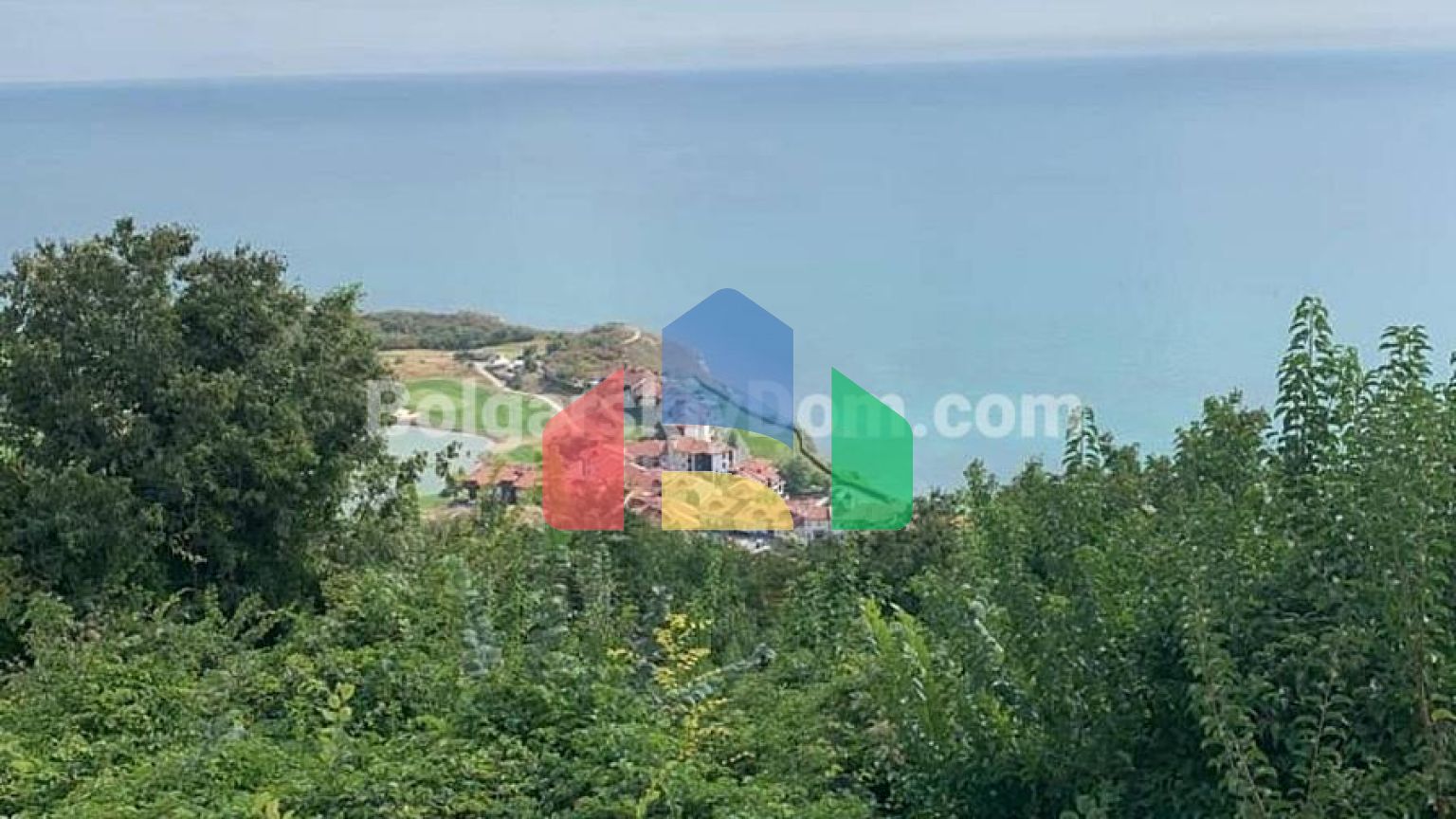 Трикімнатна квартира в Каліакрія Біч Резорт