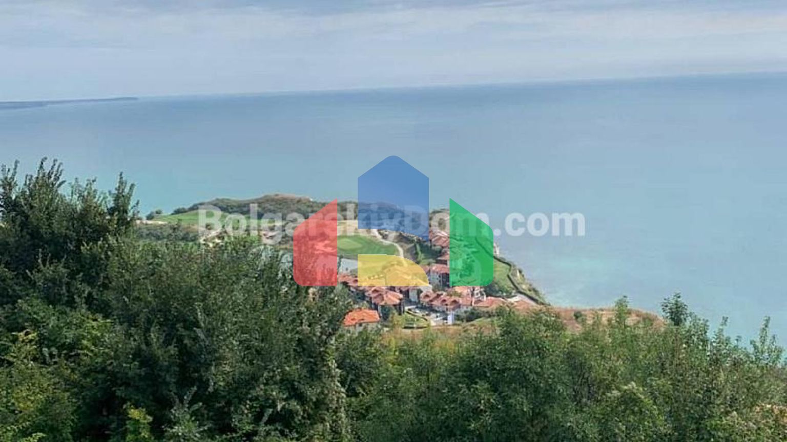 Трикімнатна квартира в Каліакрія Біч Резорт