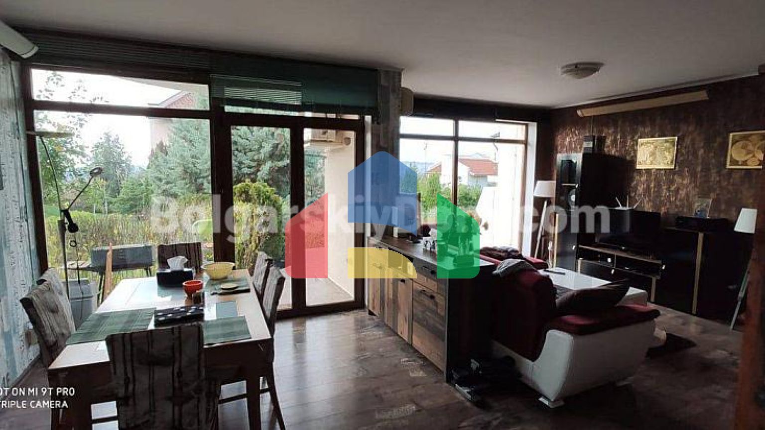 Будинок в Алмонд Хілл