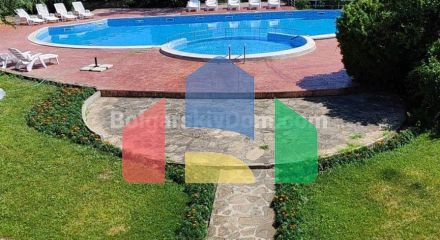 Будинок в Алмонд Хілл