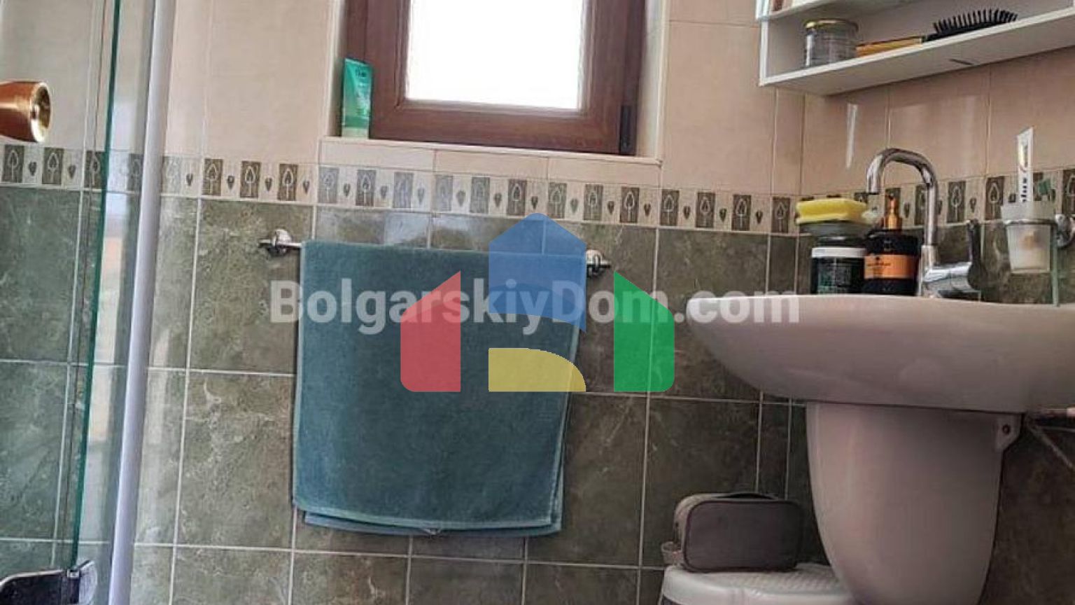 Будинок в Алмонд Хілл