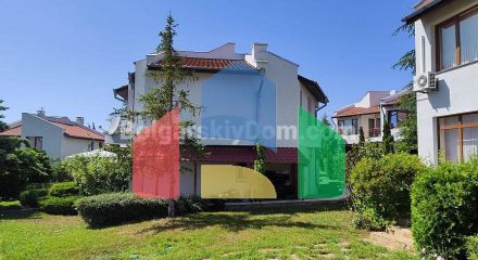 Будинок в Алмонд Хілл