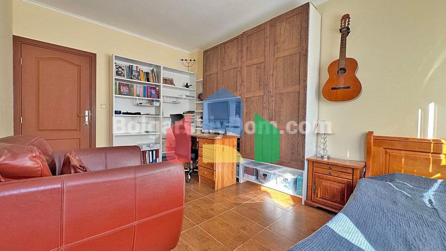 Трикімнатна квартира в Бей В'ю Віллас