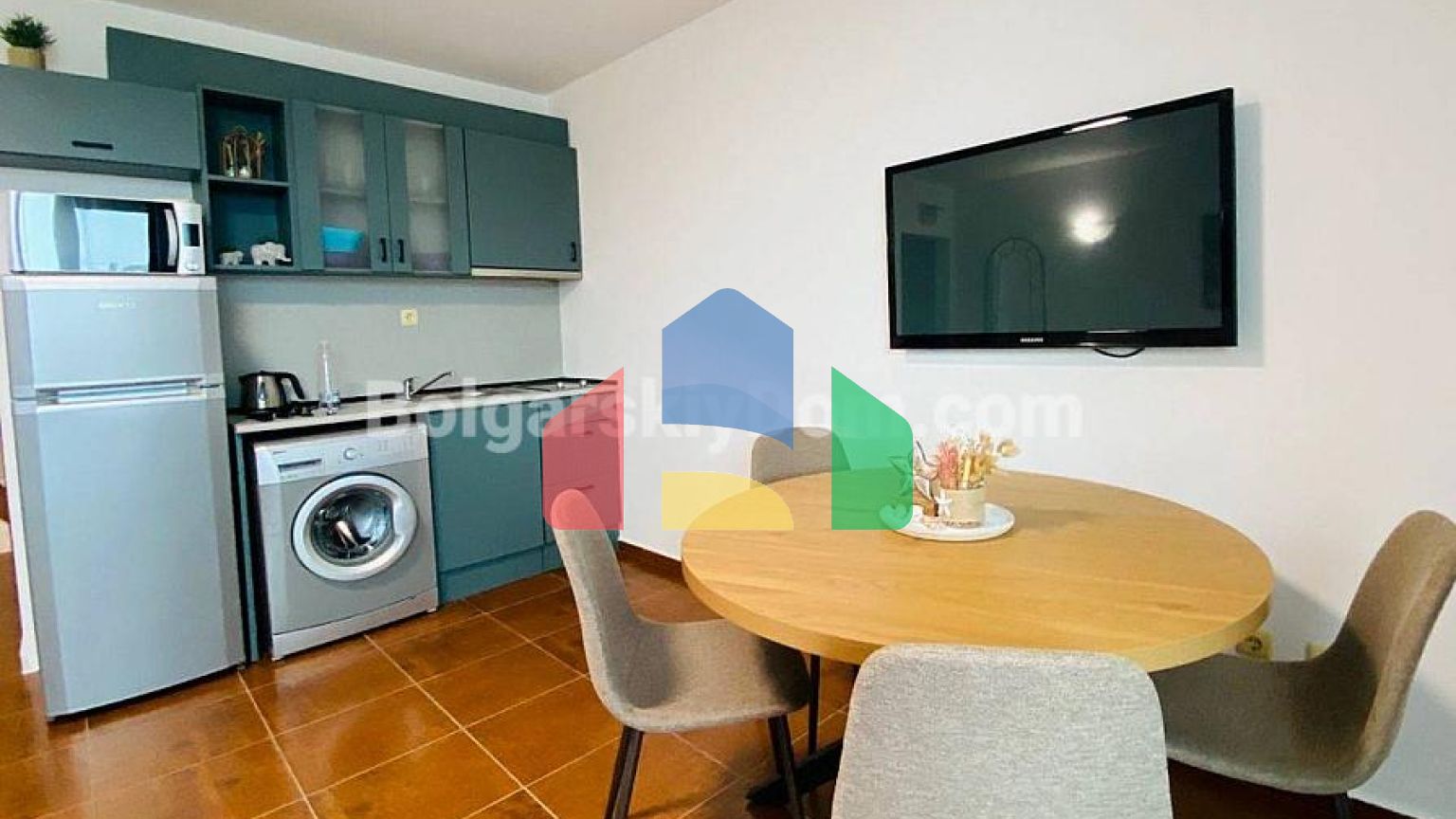 Двокімнатна квартира в Голден Ай