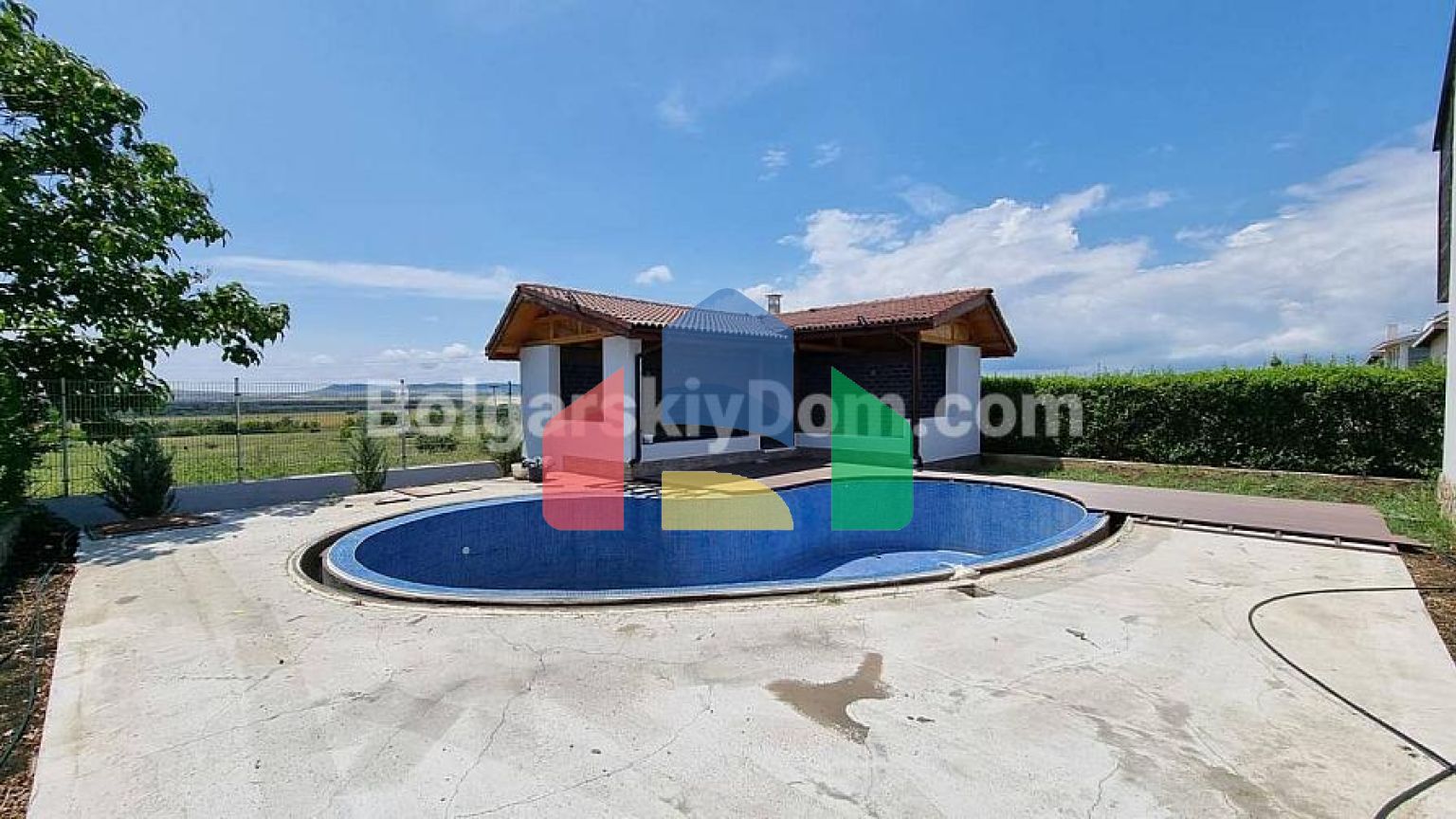 Таунхаус в Кошариці