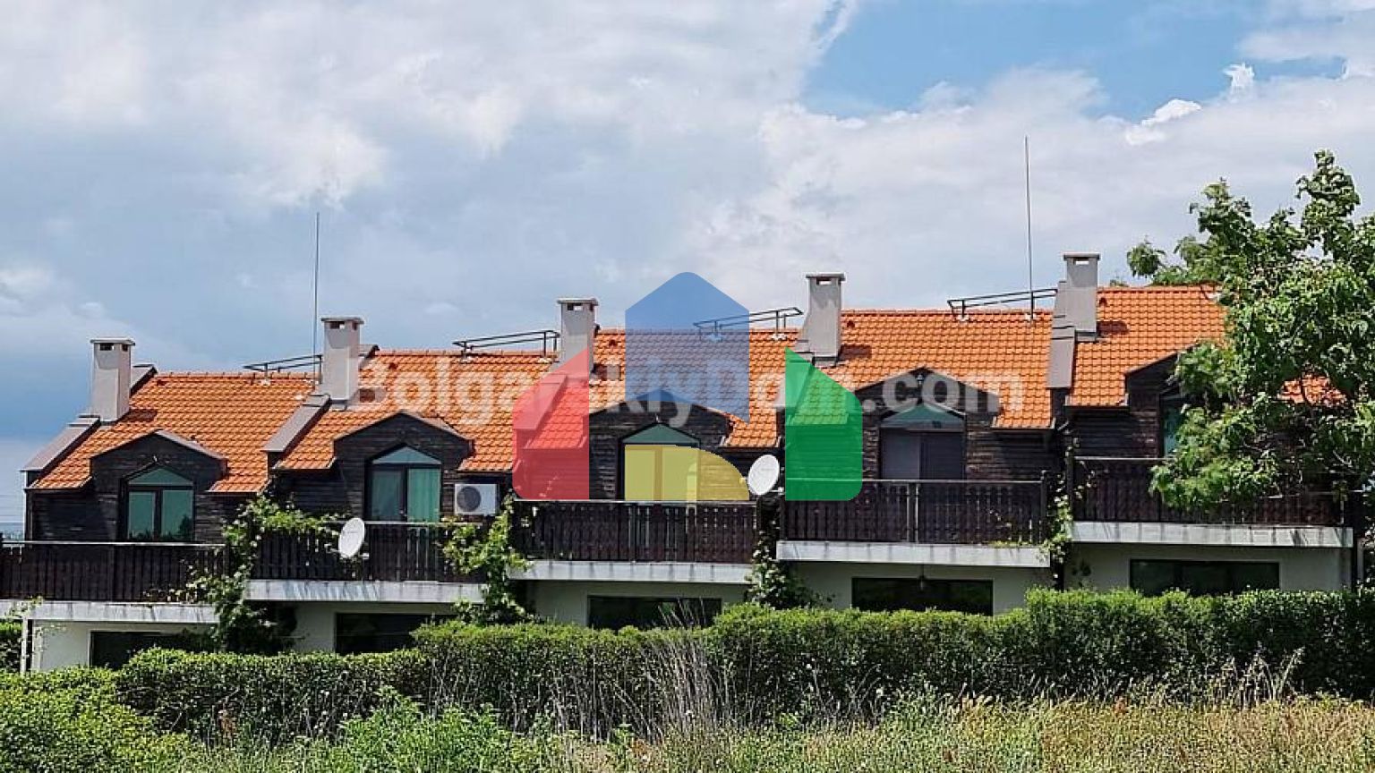 Таунхаус в Кошариці