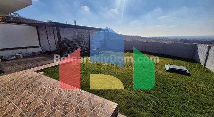 Приватний будинок в Кошариці