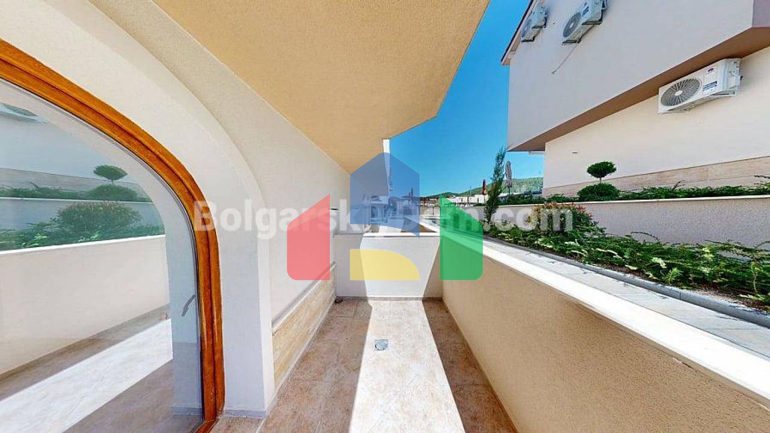 Двокімнатна квартира в Гранд Вілладж