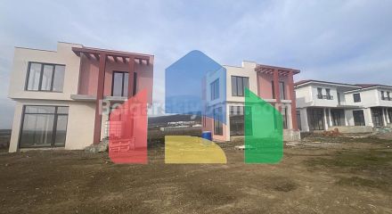 Котеджі в новому комплексі Сохо Вілідж