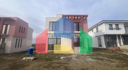 Котеджі в новому комплексі Сохо Вілідж