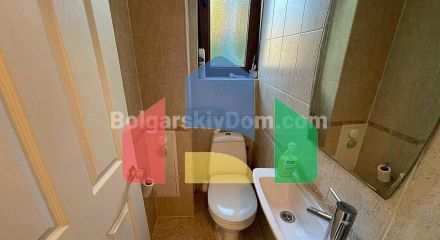 Будинок в Алмонд Хілл Віллас