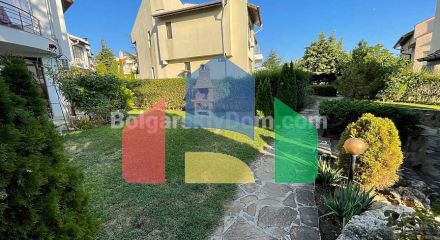 Будинок в Алмонд Хілл Віллас