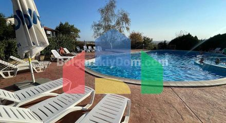 Будинок в Алмонд Хілл Віллас