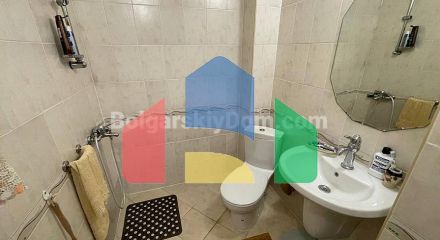 Будинок в Алмонд Хілл Віллас