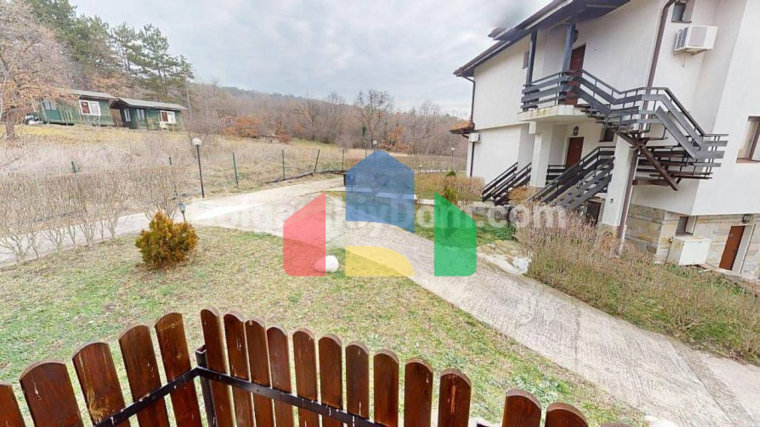 Трикімнатна квартира в Бей В'ю Віллас