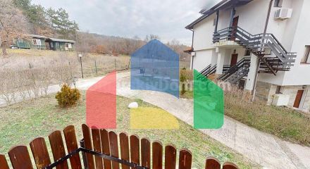 Трикімнатна квартира в Бей В'ю Віллас