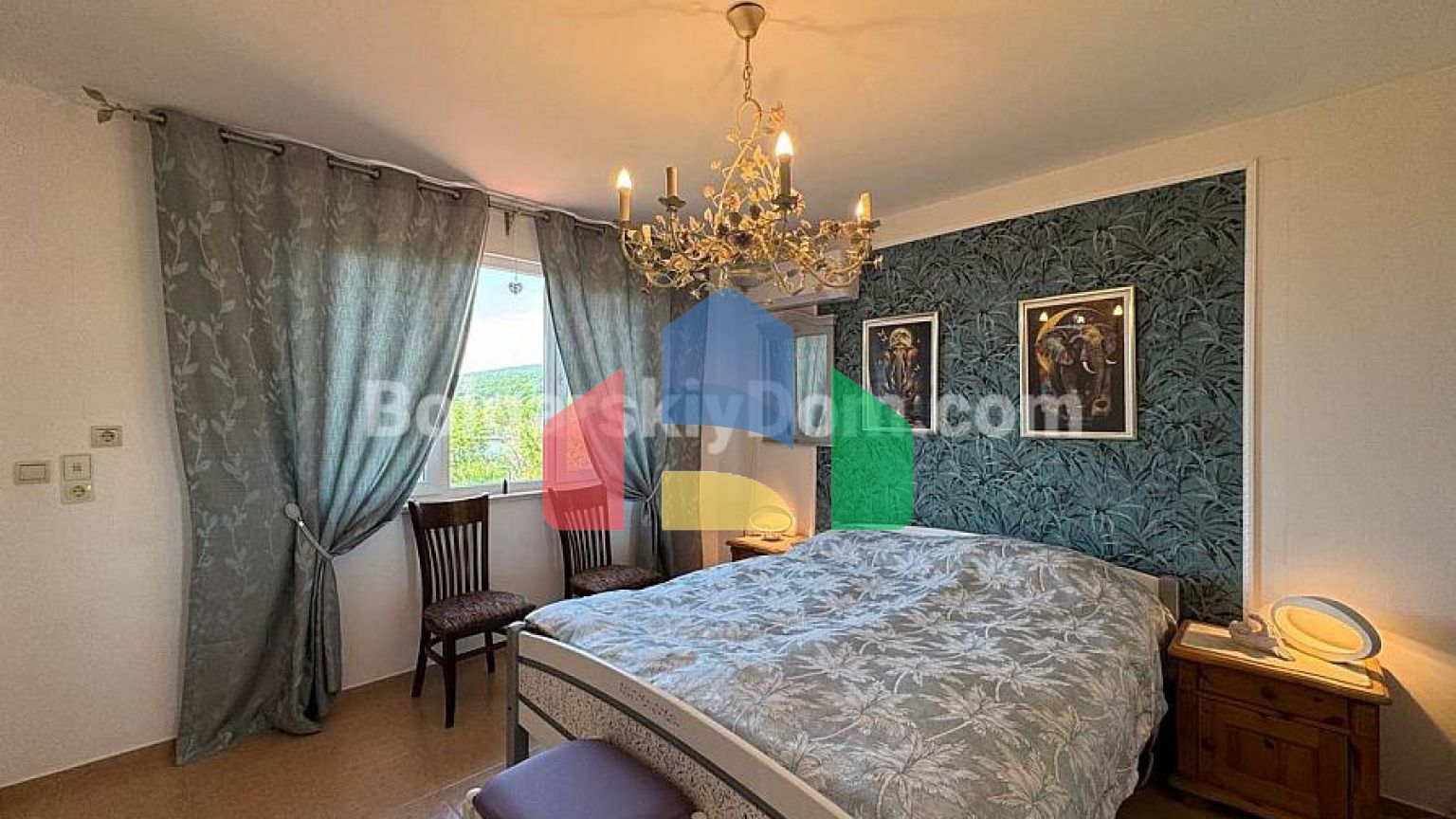 Двухэтажный дом в Кошарица