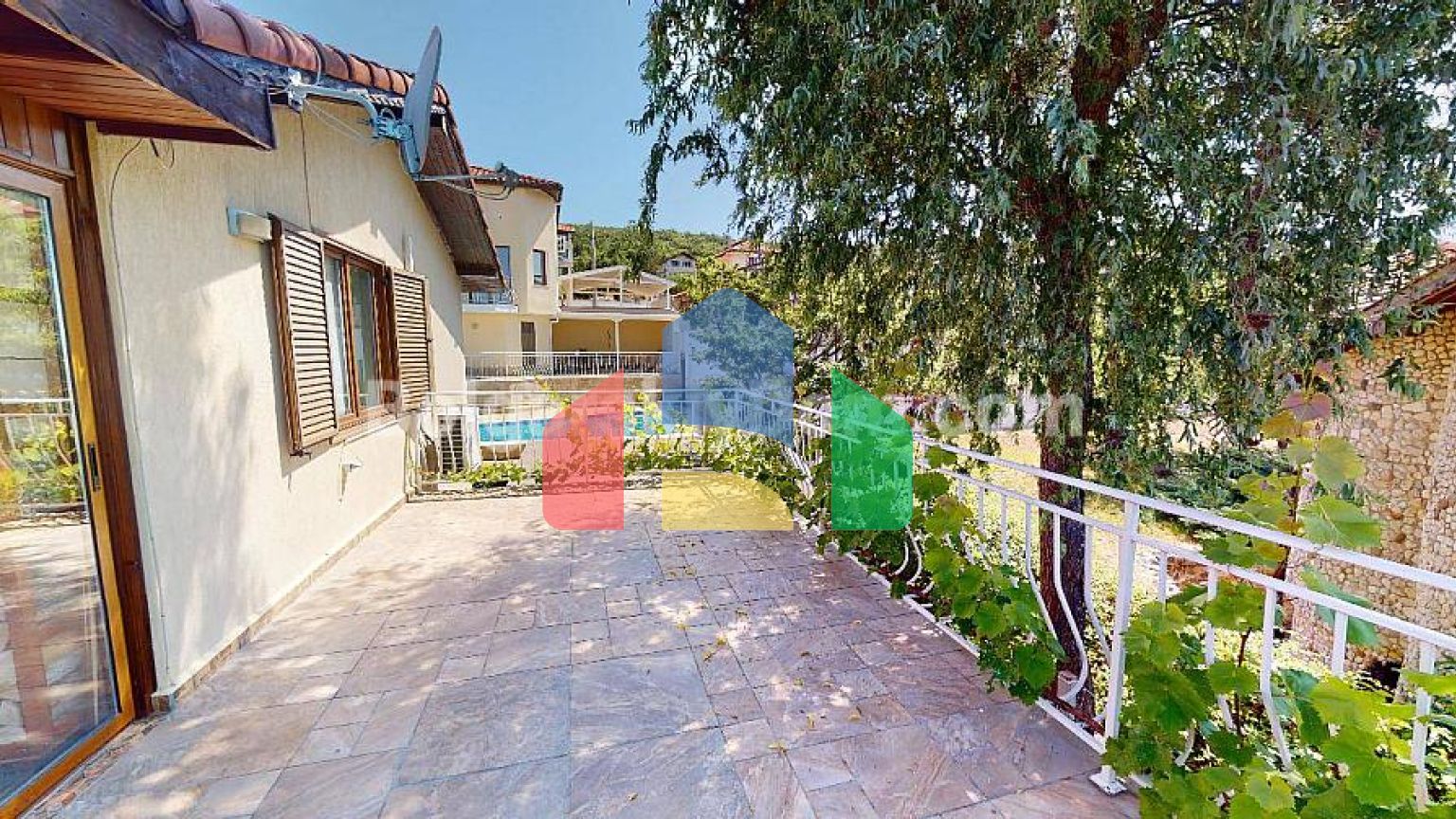 Дом в Кошарице