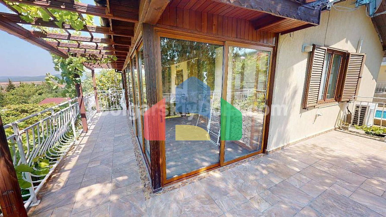 Дом в Кошарице