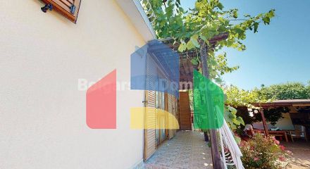 Дом в Кошарице