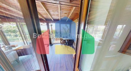 Дом в Кошарице