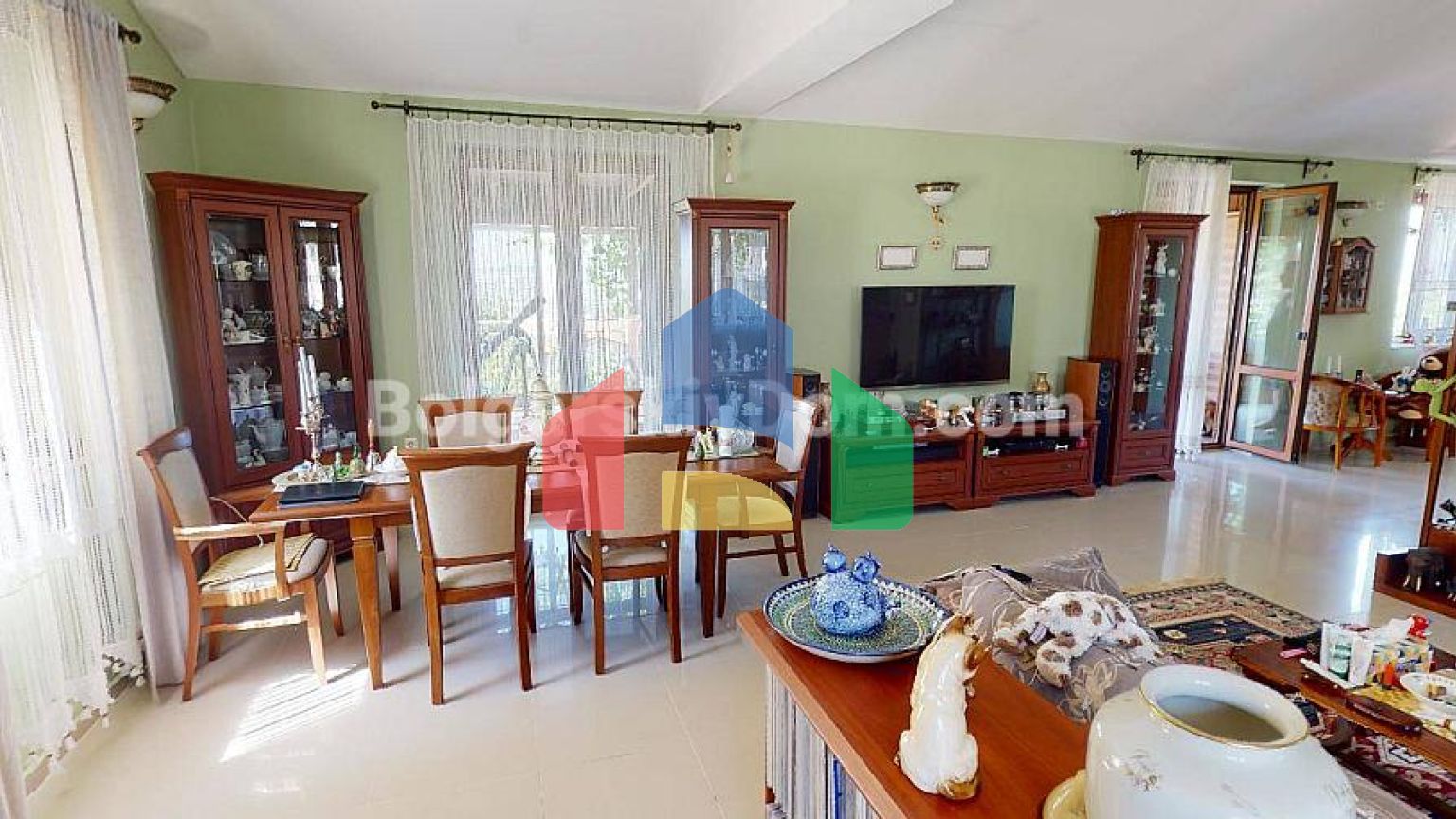 Дом в Кошарице