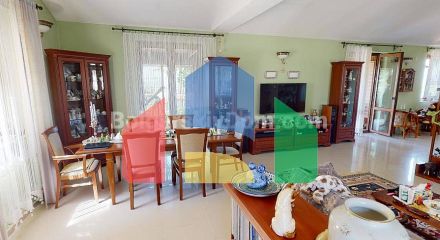 Дом в Кошарице