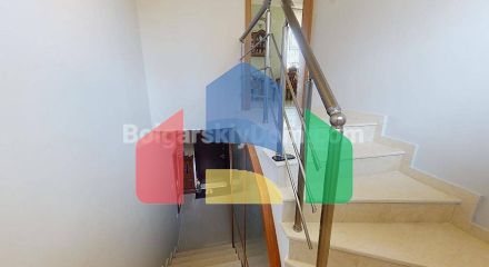 Дом в Кошарице