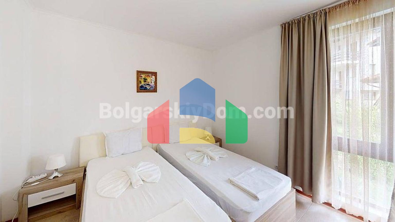 Чотирикімнатна квартира в Бей В'ю Віллас