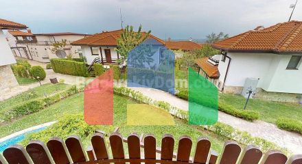 Чотирикімнатна квартира в Бей В'ю Віллас