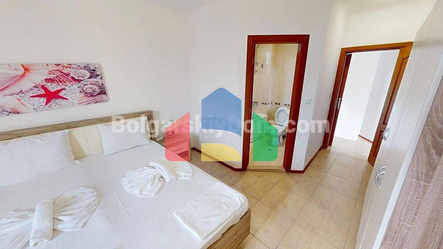 Чотирикімнатна квартира в Бей В'ю Віллас