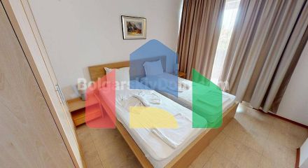 Чотирикімнатна квартира в Бей В'ю Віллас