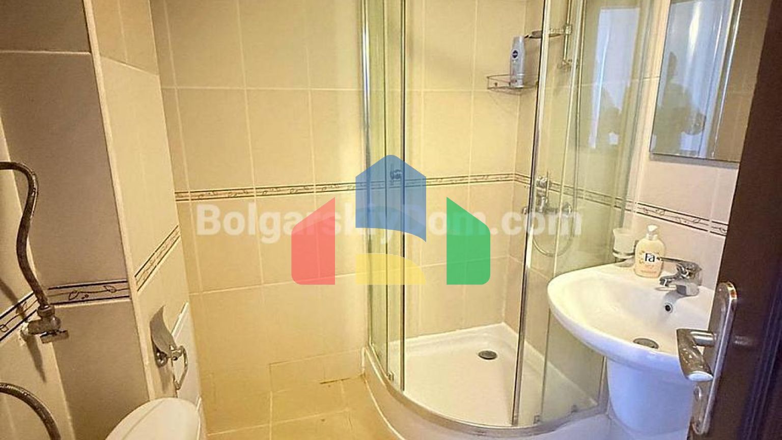 Трикімнатна квартира в Бей В'ю Віллас